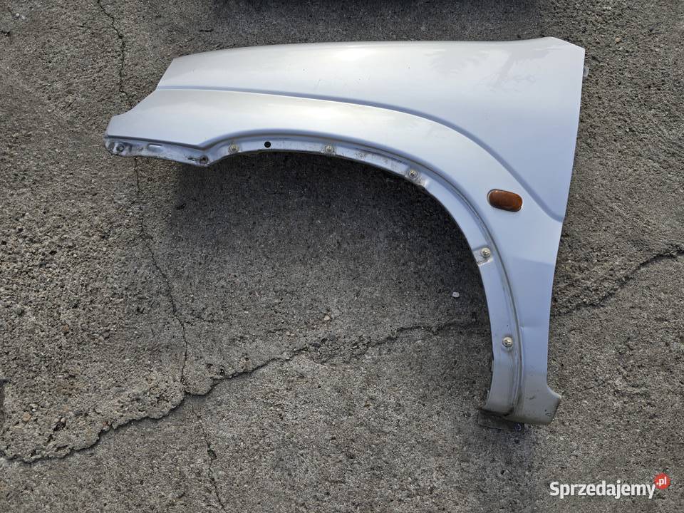 Suzuki Ignis FH 0003 błotnik błotniki przednie dolnośląskie Legnica sprzedam