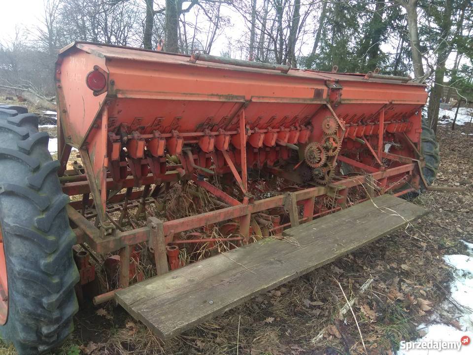 Siewnik zbożowy talerzowy rosyjski Sadzenie/siewniki Zboiska