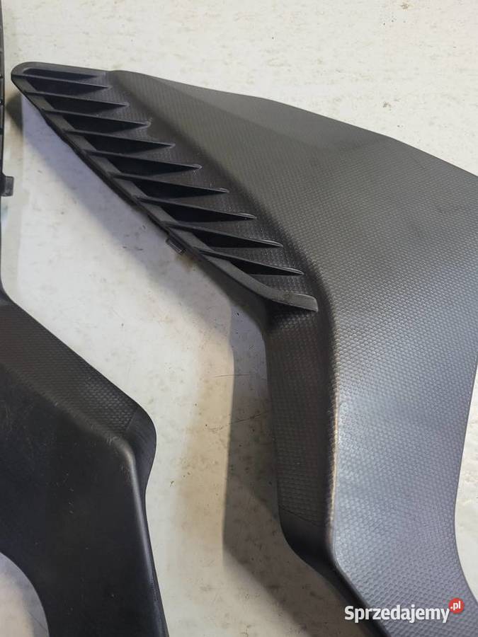 Honda VFR 1200 F bok osłona rsmy plastik owiewka wielkopolskie Nowy Tomyśl