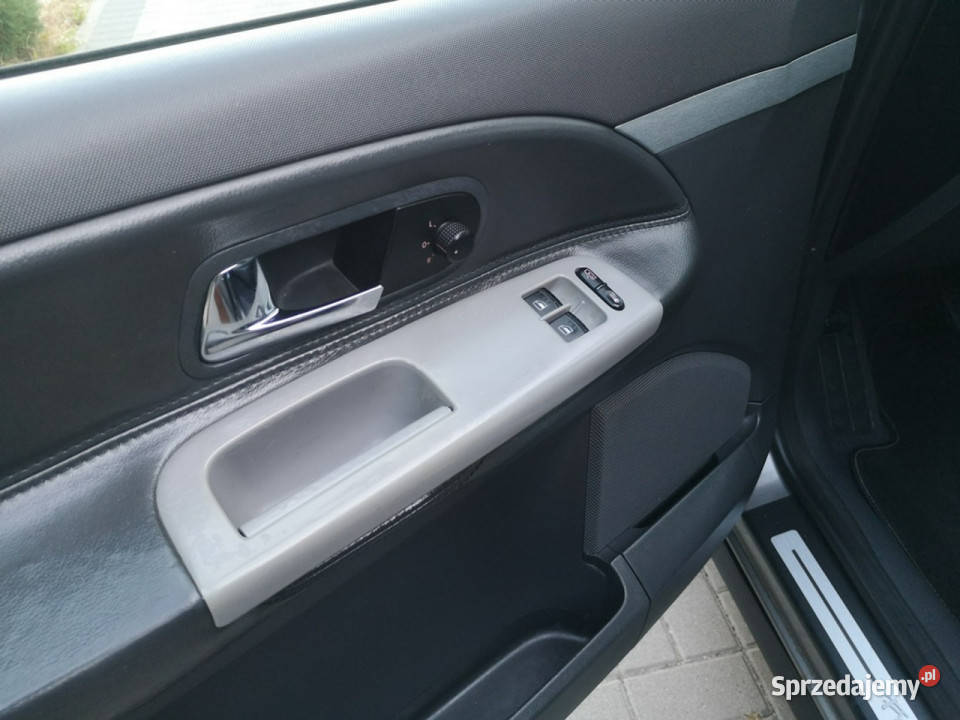Volkswagen Sharan 18 Turbobenzyna 150 Freestyle nawigacja
