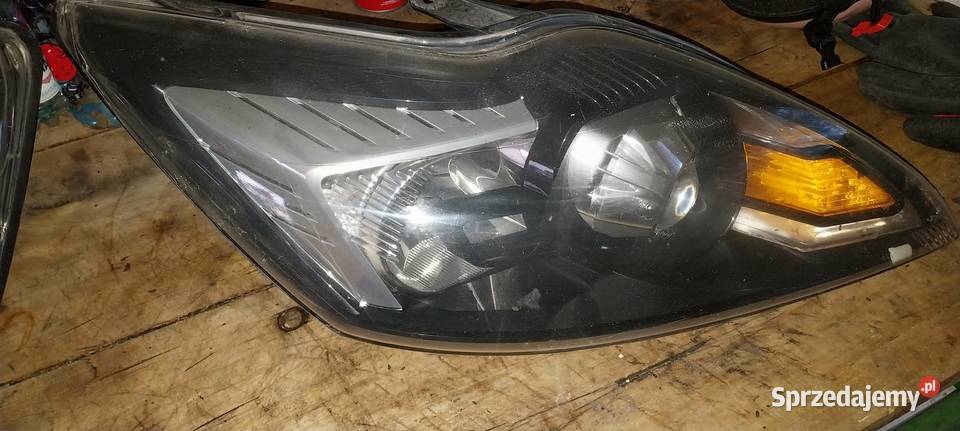 Lampy Xenon ford focus lift kujawsko-pomorskie Lubraniec