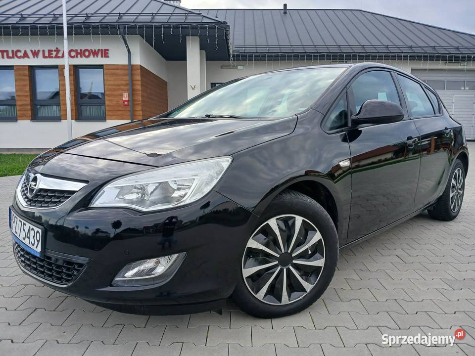 Opel Astra J 2010 16 benzyna 115 200 Grzane 1600cm3 podkarpackie Przeworsk