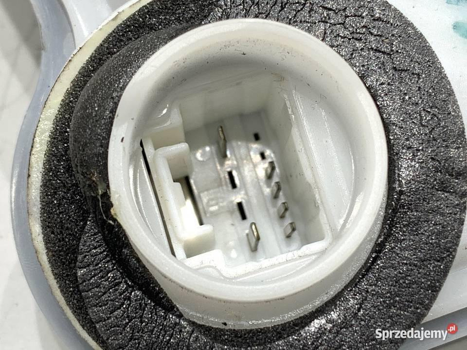 ZAMEK DRZWI LEWY PRZÓD TOYOTA COROLLA E21 podkarpackie