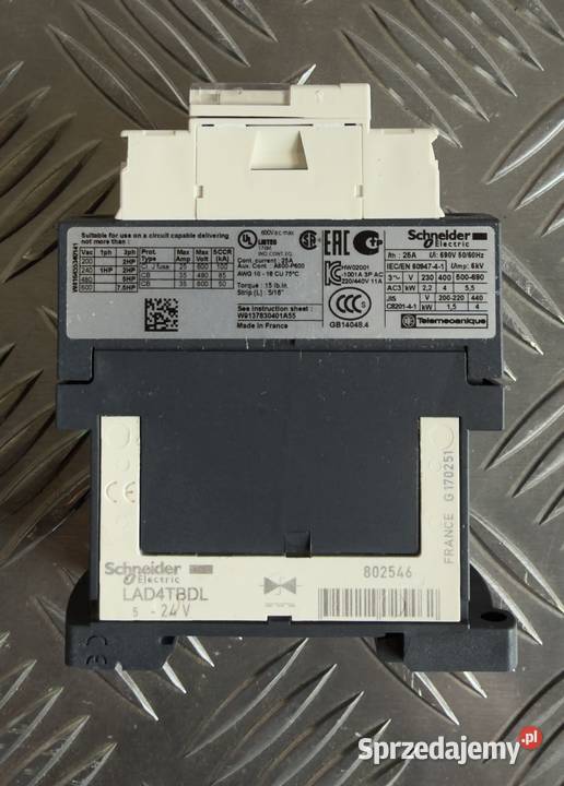 Stycznik 24V DC 9A Schneider TeSys Nowy CAD32BD Szczecin