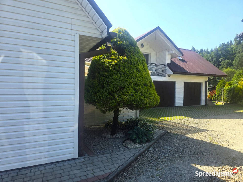 Dom wolnostojący na sprzedaż Huzele 120m2