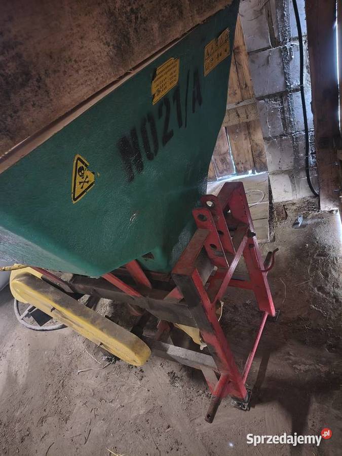 Rozsiewacz do nawozuwapna Krasnobród