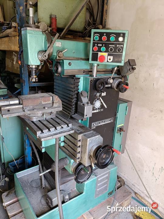 Wiertarka kolumnowa ze stołem krzyżowym