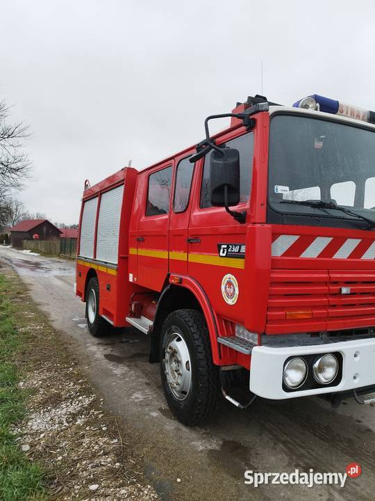 Samochód specjalny Pożarniczy Renault G230 Rok produkcji 1993 Tyniec-Kolonia