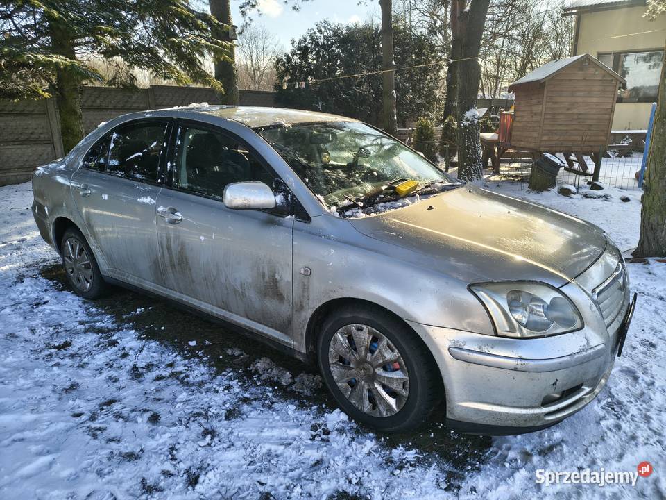 Toyota avensis t25 18 vvti sedan nieuszkodzony łódzkie Łódź sprzedam