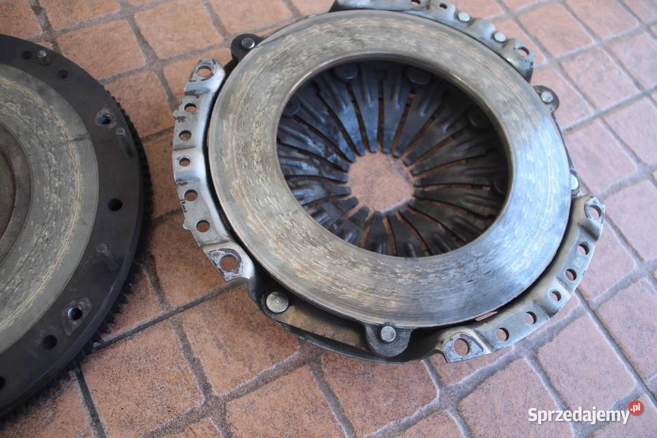 SPRZĘGŁO KOMPLETNE AUDI A6 C5 19 TDI 130 SZTYWNE sprzedam