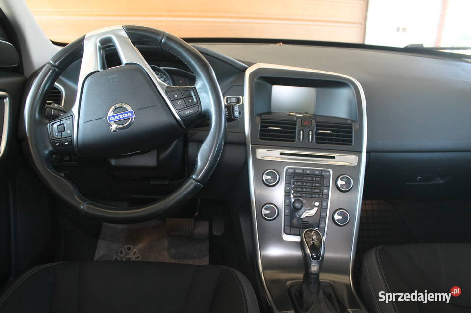 Sprzedam VOLVO XC60 24 5 cylindrowy 215 D5 Rok produkcji 2013 Kolbuszowa sprzedam