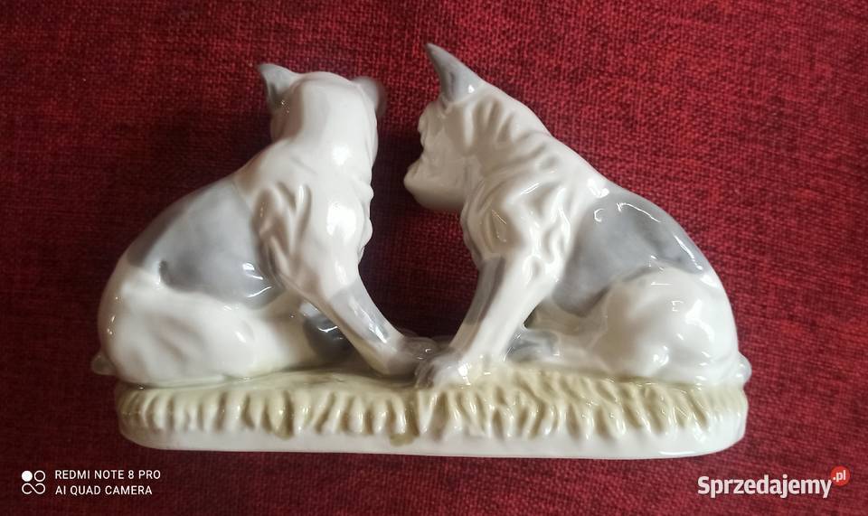Figurka porcelanowa 2 Pieski
Śliczna bez Gdańsk sprzedam