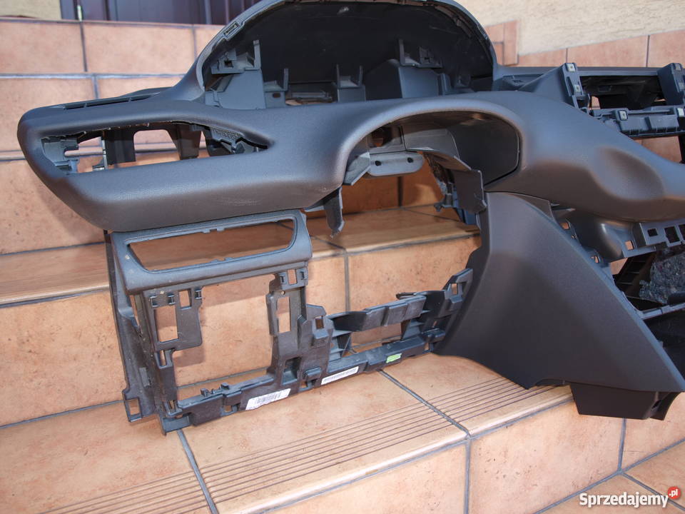 Peugeot 2008 konsola deska rozdzielcza 2013 Kalisz