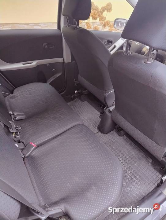 Sprzedam Toyotę Yaris sprzedam