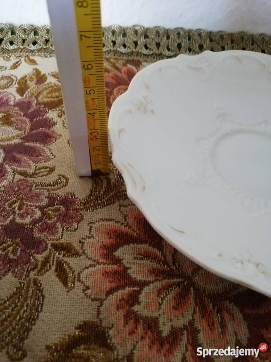 Spodek talerzyk sygnowana porcelana Porcelana i szkło
