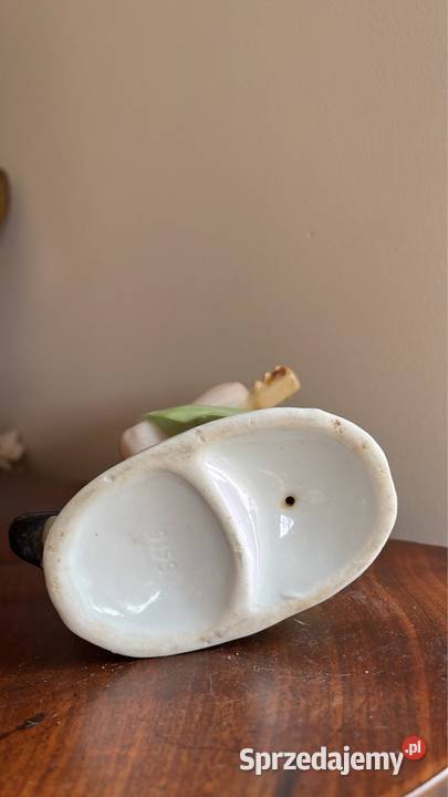 Śliczna Figurka dziewczynki z gitarą Bez Gdańsk