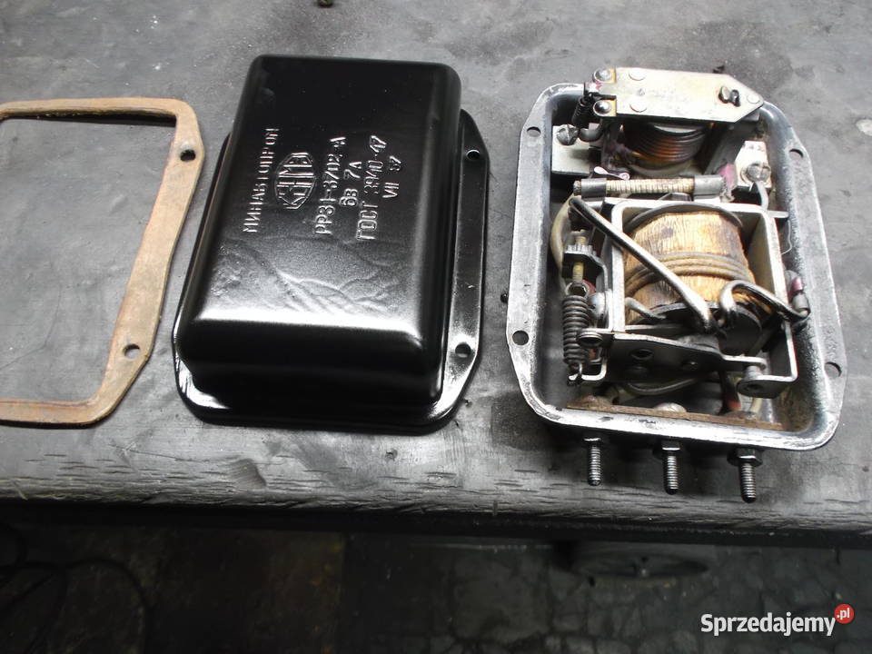 M72 M72 REGULATOR NAPIĘCIA MAŁY PP 313702A 6V7A dolnośląskie Świerzawa sprzedam