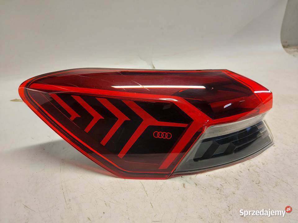AUDI Q4 etron Lampa tył lewa 89A945069