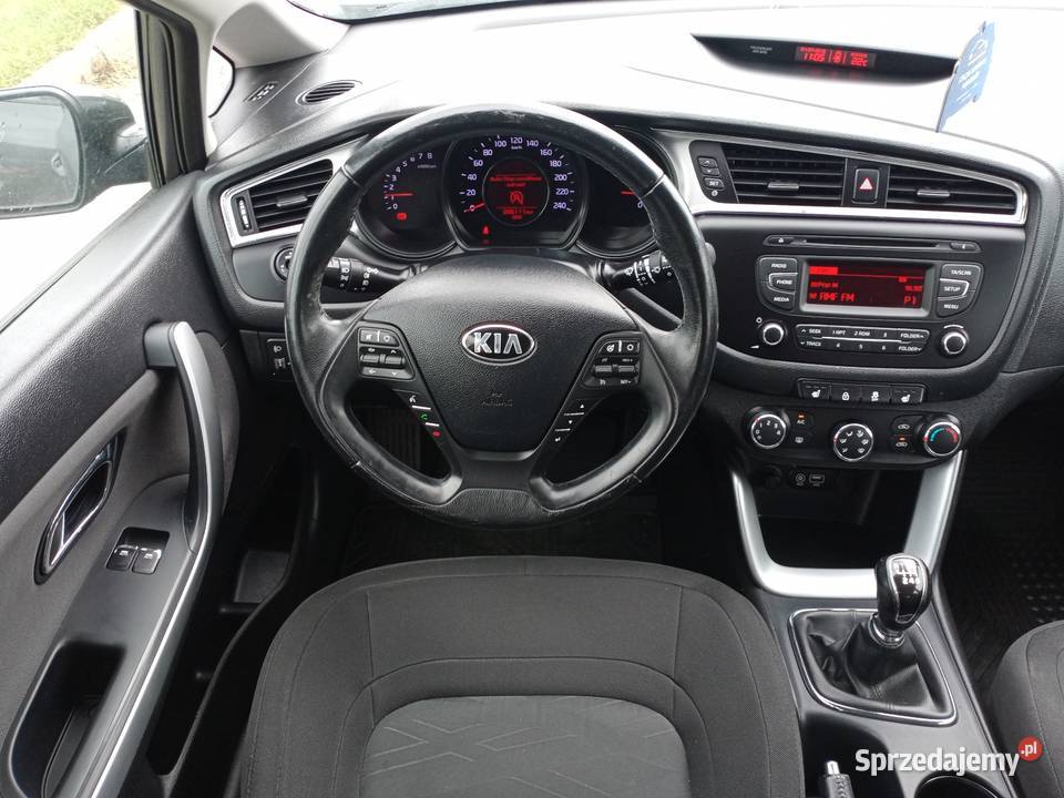 Kia Ceed Lift 10TGDI serwisowana światła LED Łuków sprzedam