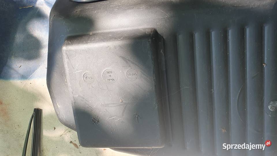 Półki pod deskę rozdzielczą Wartburg sprzedam