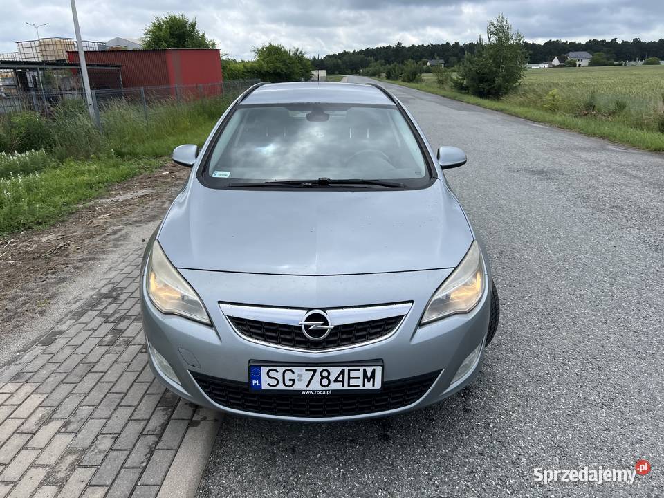 Sprzedam samochód Marki Opel Astra J nieuszkodzony Rogów Opolski