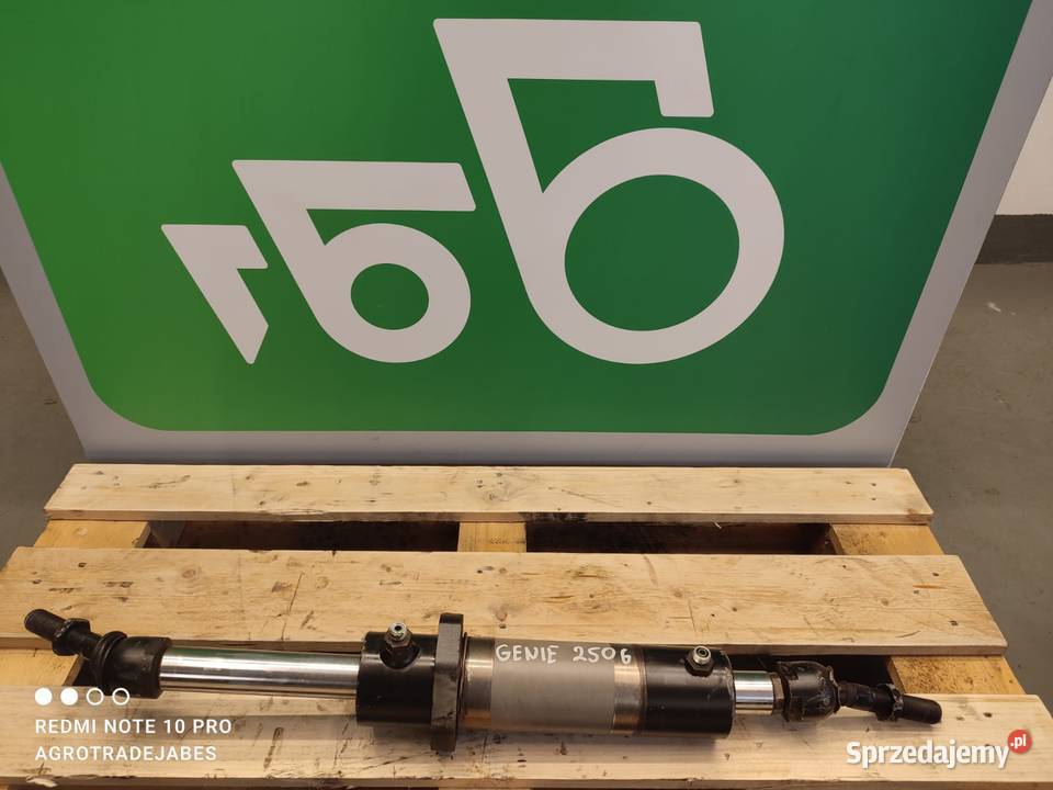 Siłownik hydrauliczny skrętu GENIE GTH 2506 Motoryzacja wielkopolskie Wilkowo