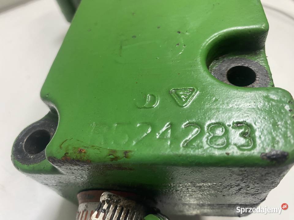 OBUDOWA TERMOSTATU JOHN DEERE 7750 DZ128530 Kielce