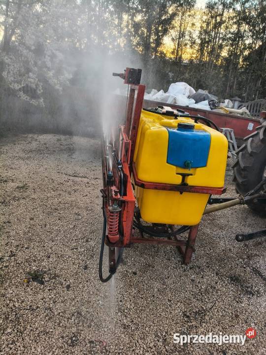 Opryskiwacz 400 litrów Potworów