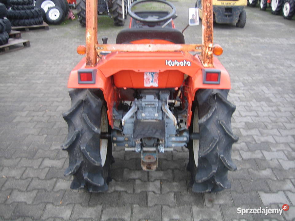 Kubota B40 4x4 do ogrodu sadu tunelu nie tz4k14 Kubota Mroków
