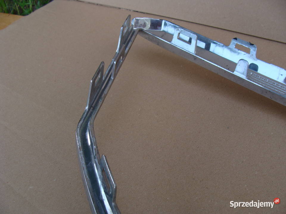 CHROM RAMKA ATRAPY GRILL SKODA YETI 5L0853761