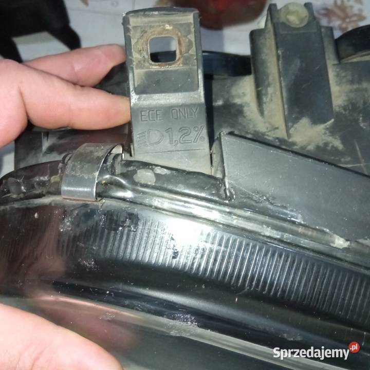 Lampy przód hella VW golf 4 czarne osobowe Oświetlenie Szczecin