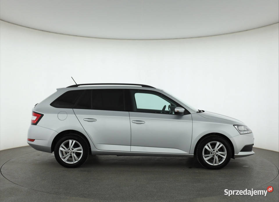 Skoda Fabia 10 TSI Piaseczno