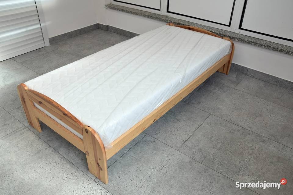 łóżko z drewna sosnowego z nowym materacem Olsztyn