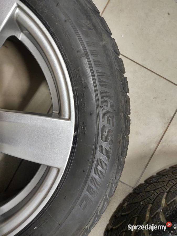 Komplet kół zimowych do VW Samochodowe Chotomów