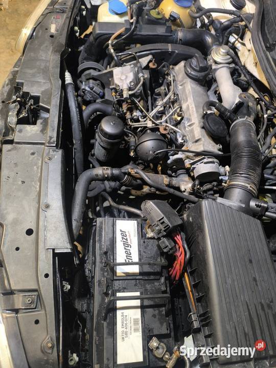 Sprzedam części do golfa 4 kombi Piotrówka