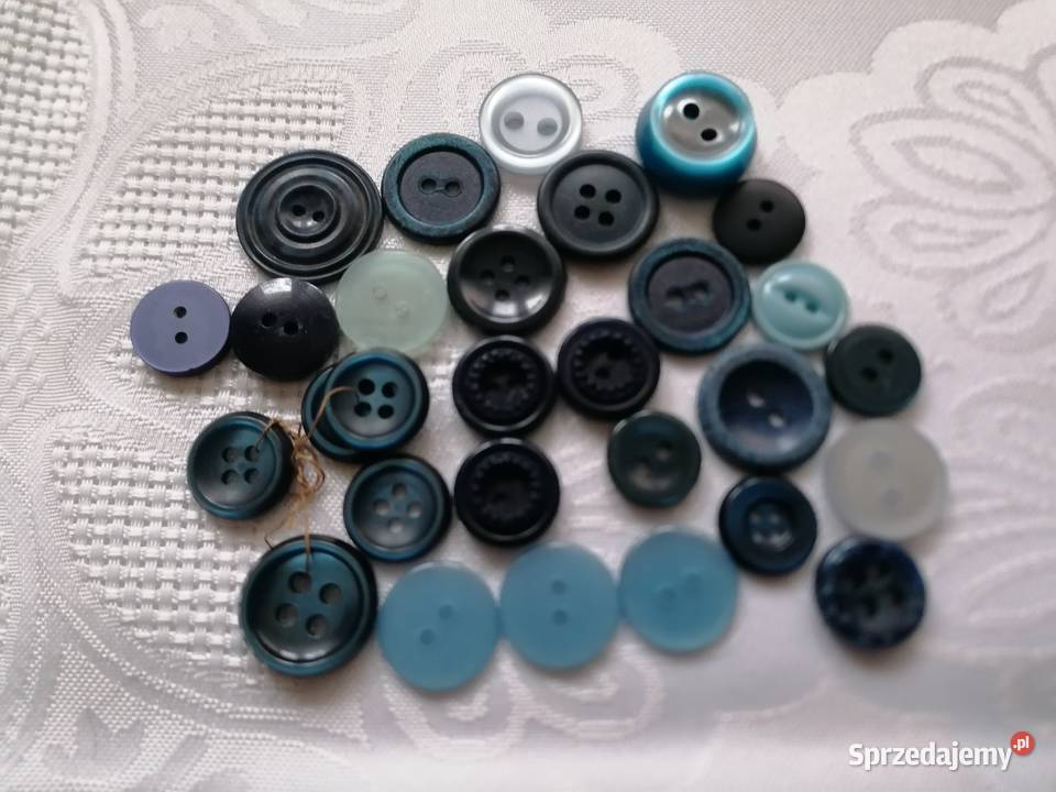 Niebieskie guziki sztuk 30Pasmanteria łódzkie
