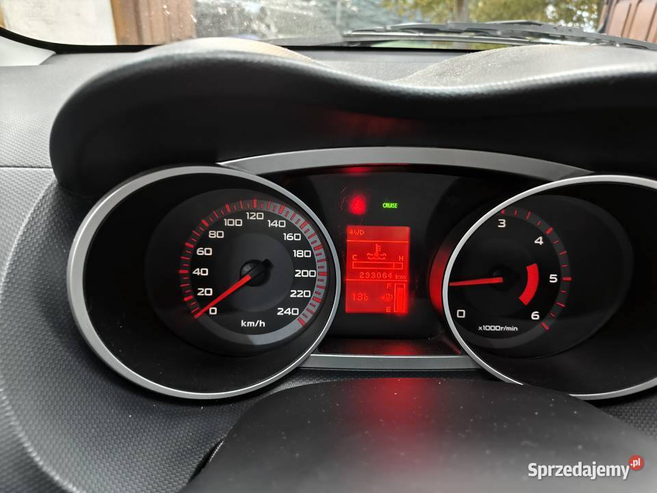 Mitsubishi Outlander 2 2did 4x4 7osobowy Sępólno Krajeńskie sprzedam