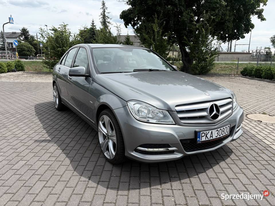 Mercedes Cklasa Motoryzacja