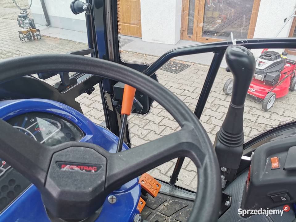 Traktor Farmtrac 26 H 4WD z Kabiną hydrostat warmińsko-mazurskie Olsztyn sprzedam
