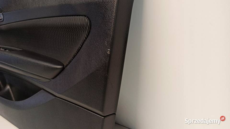 BMW F21 BOCZEK TAPICERKA DRZWI PRAWY PRZÓD dolnośląskie