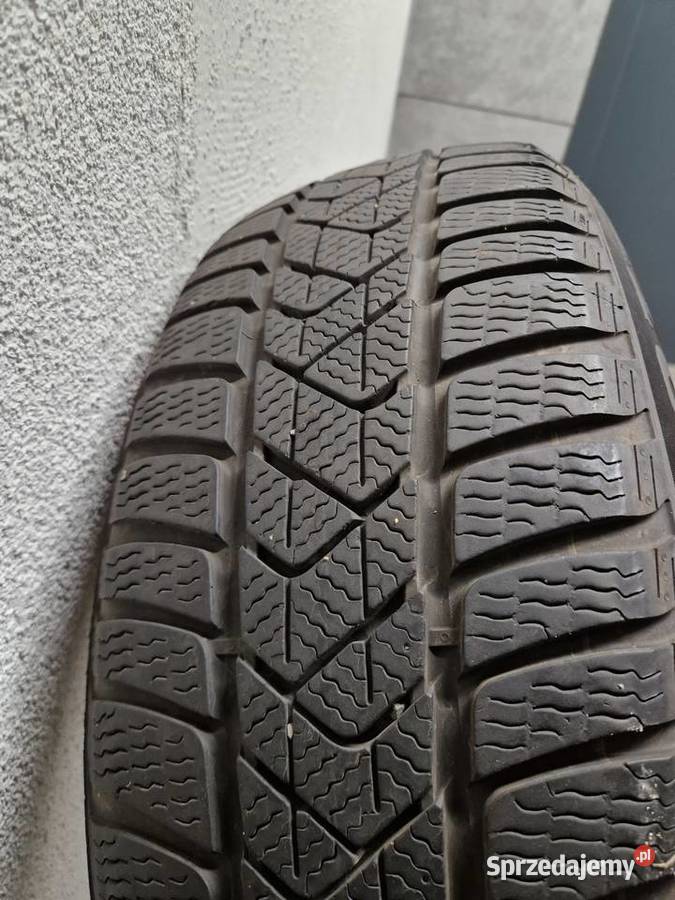 opony zimowe 20560 R17 2 Pirelli SottoZero3 Lublin sprzedam