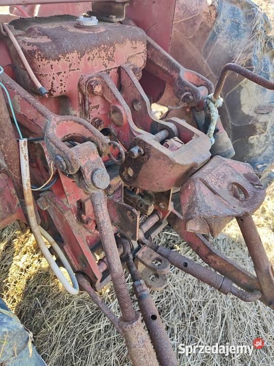 Traktor Ciągnik Sadowniczy Wąski McCormick MC Tymowa sprzedam