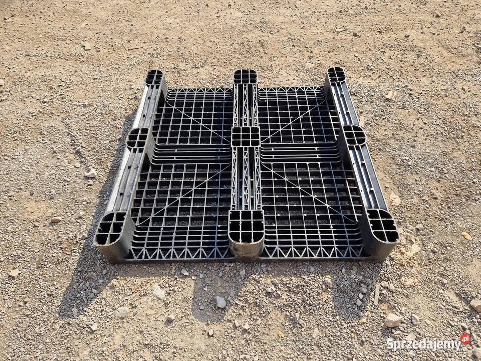 Palety plastikowe 114x114 Lipsko sprzedam