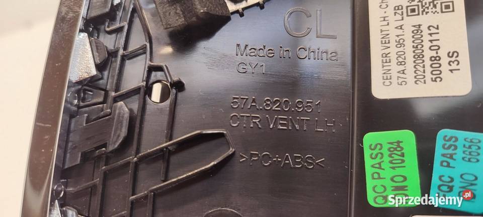 SKODA KAROQ KRATKA NAWIEWU LEWA 57A820951A osobowe dolnośląskie sprzedam