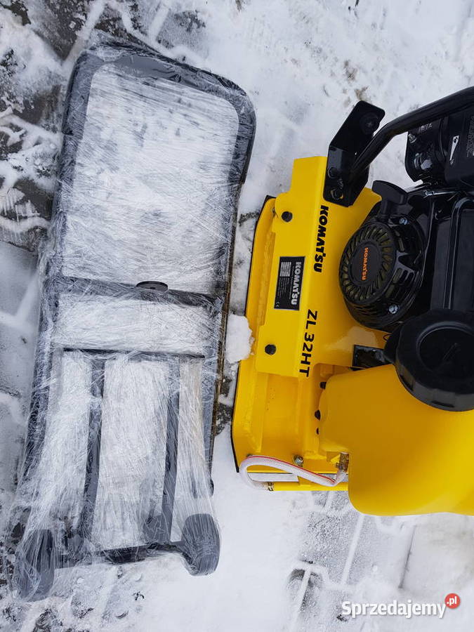 Nowa zagęszczarka Komatsu ZL32HT Kamionka