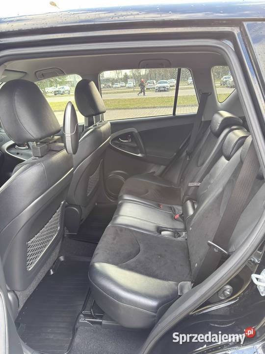 Toyota RAV4 20 Benzyna 4X4 2011 r Salon Polska Ostrołęka