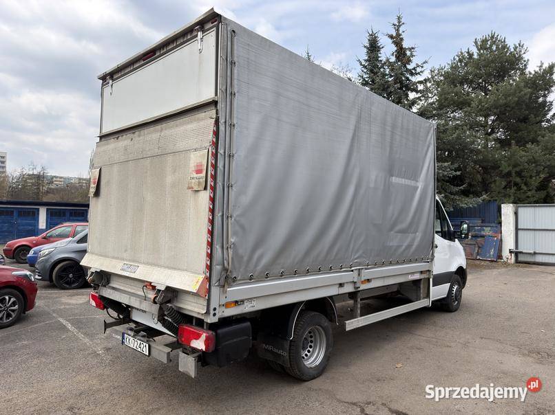 MERCEDESBENZ SPRINTER 519 CDI 2023 195000 ccm Rok produkcji 2023 Mercedes-Benz Warszawa