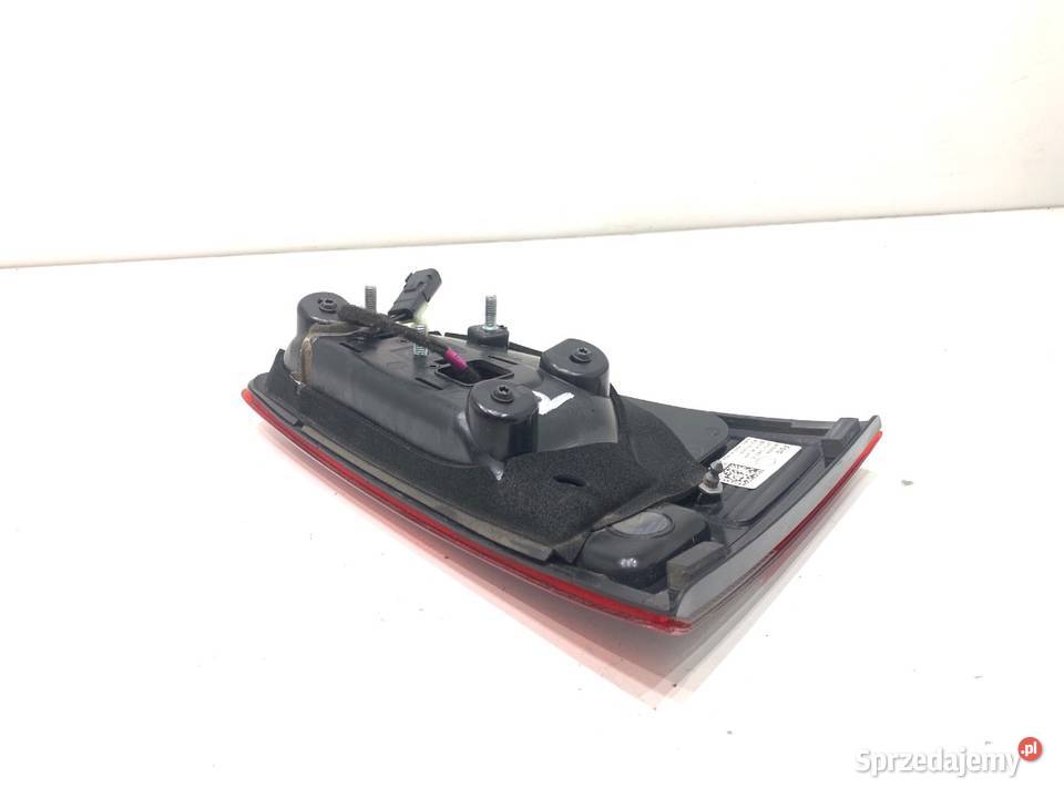 LAMPA TYŁ PRAWA WEWNĘTRZNA FORD ECOSPORT Lampy tylne