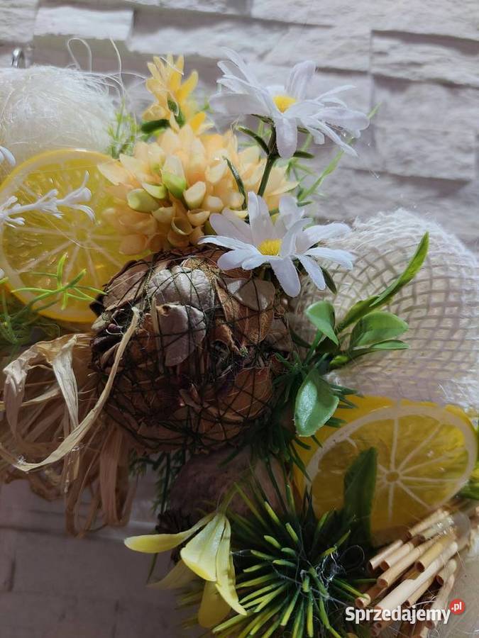 WIANEK Z CYTRYNAMI LED Stargard