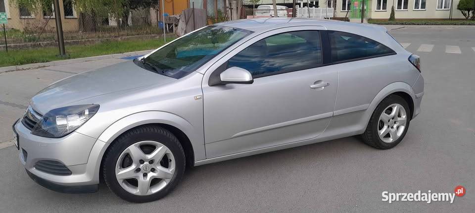Opel Astra H GTC 16 benzyna nieuszkodzony Gostynin sprzedam